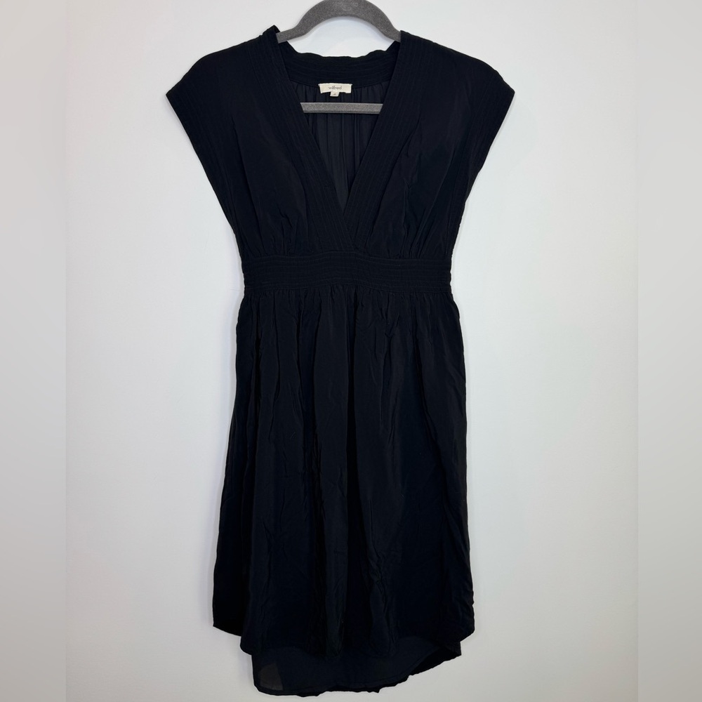 Aritzia Wilfred cinched babydoll black dress Black size XS